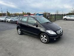 Kosmosschwarz Gebraucht 2012 Mercedes A180 Avantgarde Limousine | 6.999 € (Guter Preis)