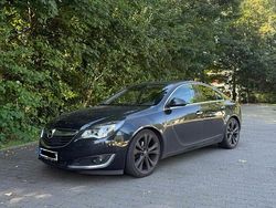 Schwarz Gebraucht 2014 Opel Insignia Limousine | 9.500 € (Etwas zu teuer)
