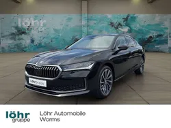 Ebony schwarz metallic met. Gebraucht 2024 Skoda Superb LAURIN & KLEMENT Limousine | 43.970 € (Superpreis)