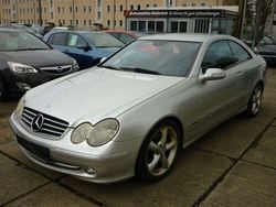 Brillantsilber metalliclack Gebraucht 2005 Mercedes CLK270 Avantgarde Coupé | 1.600 € (Superpreis)