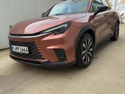 Rot Neu 2025 Lexus LBX SUV | 30.990 € (Guter Preis)