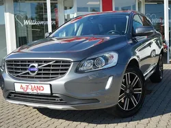 Grau Gebraucht 2017 Volvo XC60 Summum SUV | 21.990 € (Fairer Preis)
