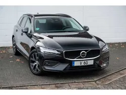 Onyx black / metallic (metallic) Gebraucht 2022 Volvo V60 Kombi | 32.490 € (Guter Preis)