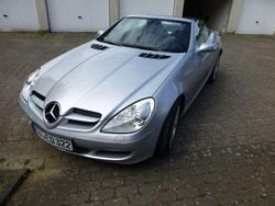 Silber Gebraucht 2005 Mercedes SLK200 Cabrio | 9.500 € (Fairer Preis)
