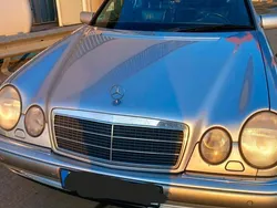 Silber Gebraucht 1998 Mercedes E320 Kombi | 11.999 €