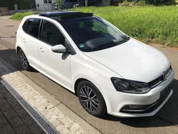 Weiß Gebraucht 2016 VW Polo Allstar Kleinwagen | 9.500 € (Fairer Preis)
