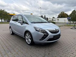 Grau Gebraucht 2015 Opel Zafira Edition Van / Kleinbus | 7.990 € (Fairer Preis)