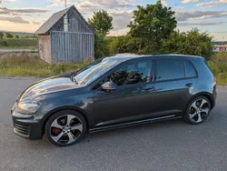 Schwarz Gebraucht 2014 VW Golf VII GTI Limousine | 16.299 € (Etwas zu teuer)