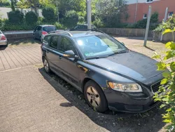 Grau Gebraucht 2010 Volvo V50 Kombi | 3.800 € (Guter Preis)