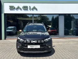 Schwarz Gebraucht 2024 Dacia Jogger Extreme Limousine | 20.990 € (Fairer Preis)