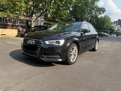 Schwarz Gebraucht 2014 Audi A3 Ambiente Limousine | 12.950 € (Guter Preis)