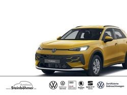 Yellow (gelb) Neu 2025 VW T-Roc Trendline SUV | 27.815 € (Guter Preis)