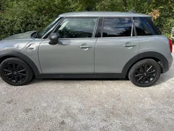 Grau Gebraucht 2017 Mini ONE Kleinwagen | 10.700 € (Fairer Preis)