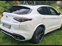 Weiß Gebraucht 2021 Alfa Romeo Stelvio Quadrifoglio SUV | 54.900 € (Teuer)