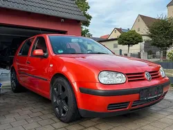 Orange Gebraucht 1999 VW Golf IV Kleinwagen | 1.100 € (Fairer Preis)