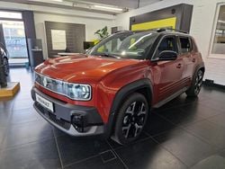 Braun Neu 2025 Renault 4 E-Tech Komfort SUV | 35.990 € (Fairer Preis)