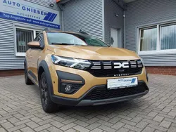 Beige Gebraucht 2024 Dacia Sandero Extreme Kleinwagen | 18.900 € (Fairer Preis)
