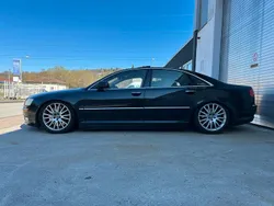 Schwarz Gebraucht 2009 Audi A8 Limousine | 9.000 €