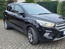 Schwarz Gebraucht 2020 Ford Kuga Titanium SUV | 20.750 € (Fairer Preis)