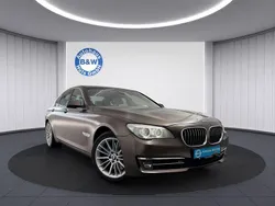 Sonderlackierung Gebraucht 2013 BMW 750 Comfort Edition Limousine | 15.999 € (Superpreis)