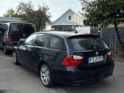Schwarz Gebraucht 2007 BMW 320 Kombi | 2.590 € (Guter Preis)