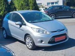 Silber Gebraucht 2009 Ford Fiesta Ghia Kleinwagen | 1.599 € (Guter Preis)