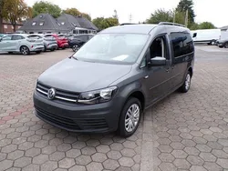 Grau Gebraucht 2017 VW Caddy Maxi Trendline Van / Kleinbus | 19.989 € (Fairer Preis)
