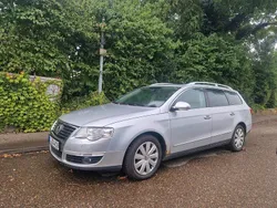 Grau Gebraucht 2007 VW Passat Kombi | 1.700 € (Superpreis)