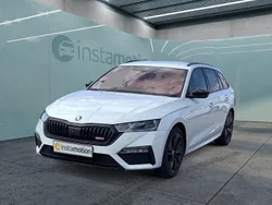 Weiß Gebraucht 2022 Skoda Octavia RS Kombi | 43.949 €