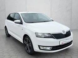 Weiß Gebraucht 2015 Skoda Rapid Drive Limousine | 9.990 € (Etwas zu teuer)