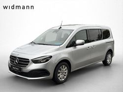 Helvinsilber metallic Gebraucht 2024 Mercedes T180 Progressive Van / Kleinbus | 35.819 €