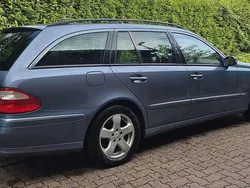 Blau Gebraucht 2003 Mercedes E200 Elegance Limousine | 7.900 €