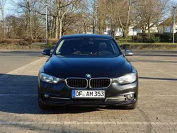 Schwarz Gebraucht 2017 BMW 318 Sport Line Kombi | 9.450 € (Fairer Preis)