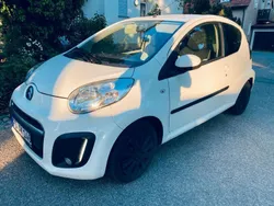 Weiß Gebraucht 2012 Citroën C1 Kleinwagen | 3.150 €