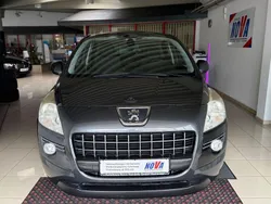 Grau Gebraucht 2011 Peugeot 3008 Premium Limousine | 6.690 € (Fairer Preis)