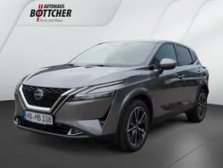 Grau Gebraucht 2024 Nissan Qashqai Tekna SUV | 35.865 € (Teuer)