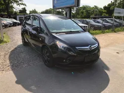 Schwarz Gebraucht 2016 Opel Zafira Tourer Van / Kleinbus | 12.890 € (Teuer)