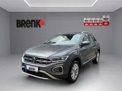 Indiumgrau metallic Neu 2024 VW T-Roc Style SUV | 31.890 € (Superpreis)