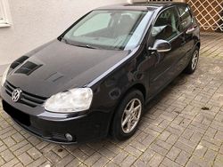 Schwarz Gebraucht 2007 VW Golf V Kleinwagen | 1.750 € (Guter Preis)