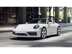 Weiß Gebraucht 2023 Porsche 911 Targa 4S Cabrio | 199.900 €