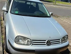 Silber Gebraucht 2000 VW Golf IV Kleinwagen | 1.200 € (Fairer Preis)