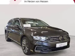 Mangangrau metallic Gebraucht 2021 VW Passat GTE Kombi | 21.890 € (Guter Preis)