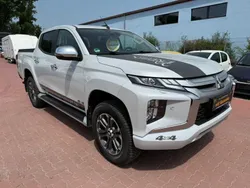 Weiß Gebraucht 2021 Mitsubishi L200 Abholung | 32.990 € (Fairer Preis)