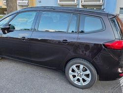 Braun Gebraucht 2014 Opel Zafira Tourer Van / Kleinbus | 3.999 € (Superpreis)