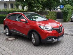 Rot Gebraucht 2017 Renault Kadjar XMOD SUV | 12.400 €