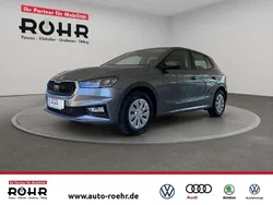 Graphitegraumetallic Gebraucht 2025 Skoda Fabia Selection Kleinwagen | 20.600 € (Superpreis)