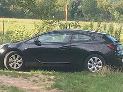 Schwarz Gebraucht 2013 Opel Astra GTC Active Limousine | 5.999 € (Guter Preis)