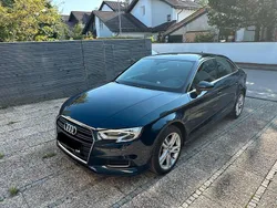 Blau Gebraucht 2019 Audi A3 Limousine | 18.900 € (Guter Preis)