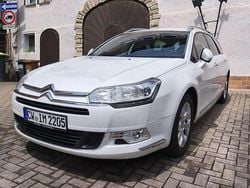 Weiß Gebraucht 2015 Citroën C5 SELECTION Kombi | 9.500 € (Teuer)
