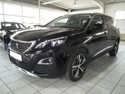 Schwarz metallic Gebraucht 2018 Peugeot 5008 Allure Van / Kleinbus | 22.490 € (Fairer Preis)